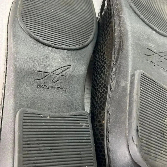Amalfi leather black snakeskin loafers size 6 1/2b - Picture 6 of 8